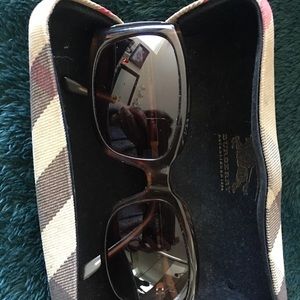Eyeglasses